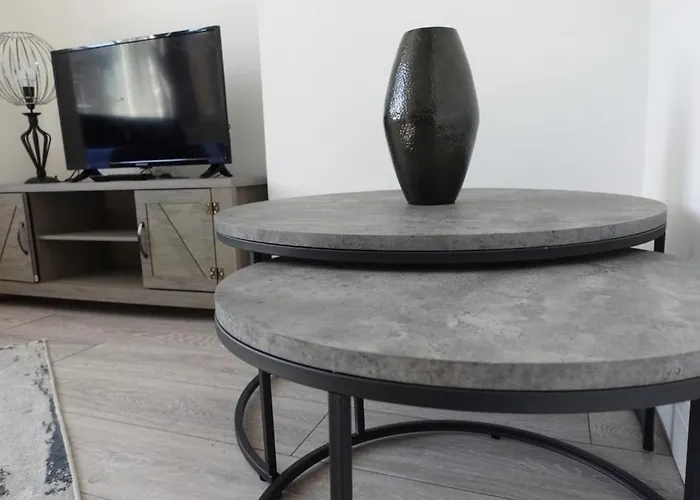 West Lake District Comfort In Town Centre *