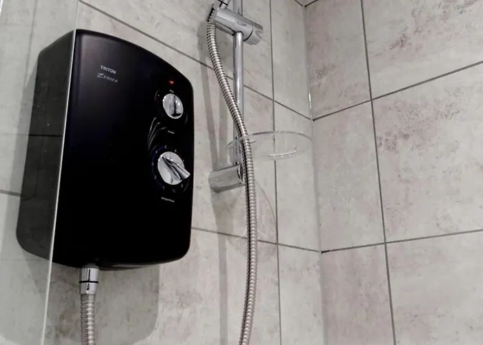 West Lake District Comfort In Town Centre 度假居